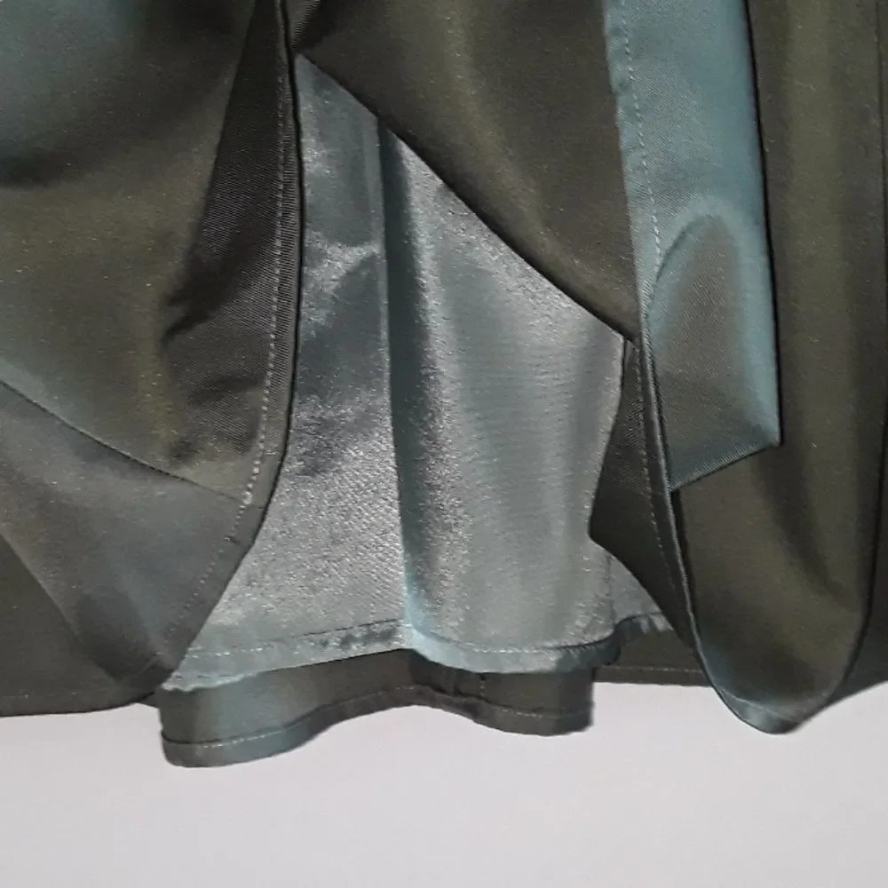 YIGE A-line pocketed olive skirt